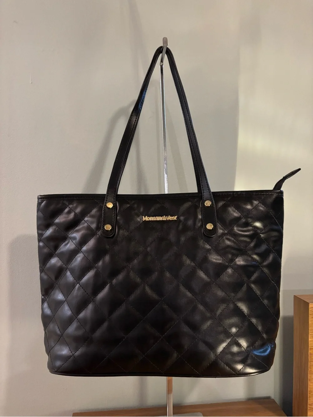 Montana West Black Quilted Tote interior zippered pocket and two slip pouches